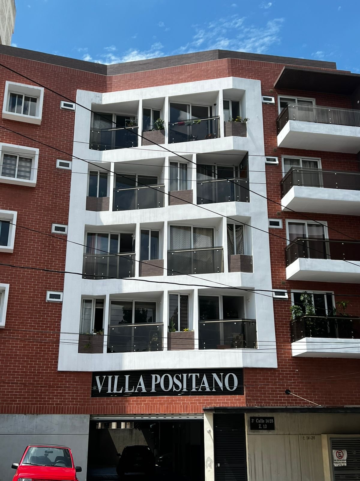 EDIFICIO VILLA POSITANO, ALQUILO APARTAMENTO AVENIDA HINCAPIÉ ZONA 13